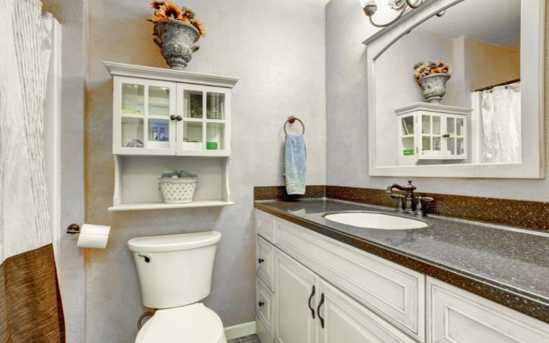 10 Small Bathroom Ideas to Maximize Your Space