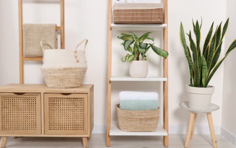 How to Maximize Space in a Small Bathroom