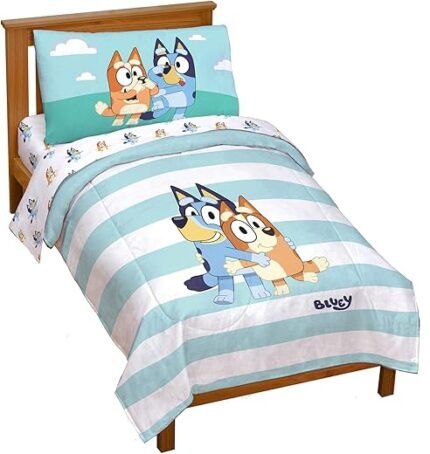 Jay Franco Bluey & Bingo 4 Piece Toddler Size Bed Set – Super Soft Microfiber Bed Set includes Size Comforter & Sheet Set (Official Bluey Products)