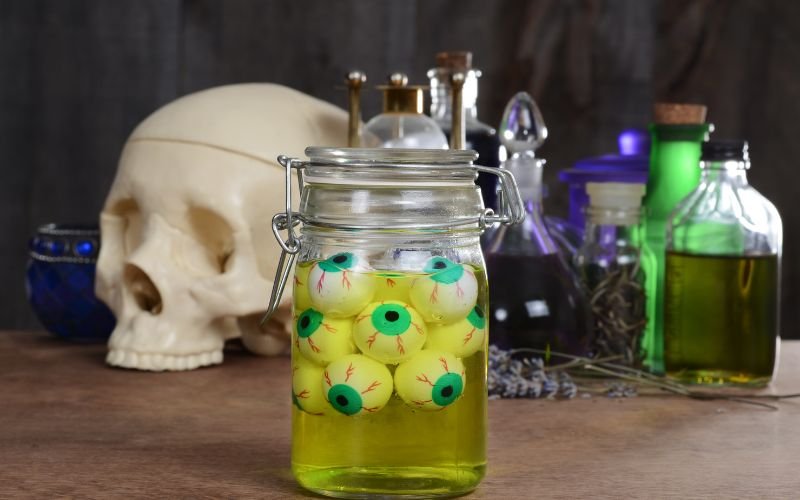 Easy DIY Halloween Decor Hacks