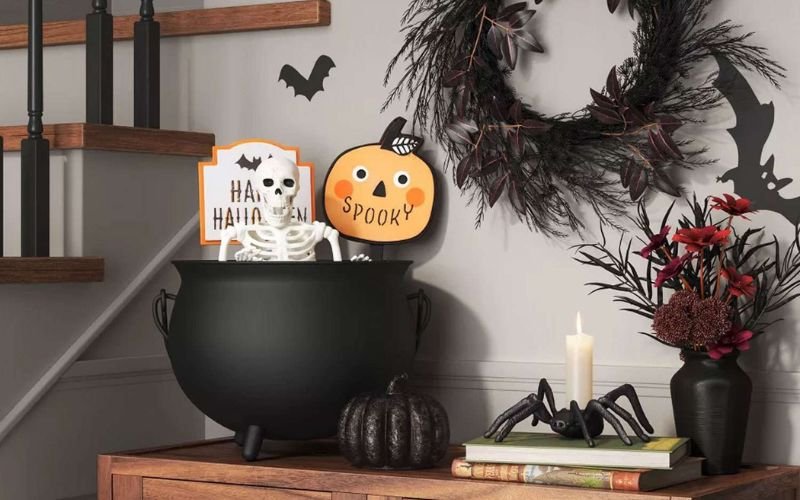 Top 2024 Halloween Decor Trends to Haunt Your Home